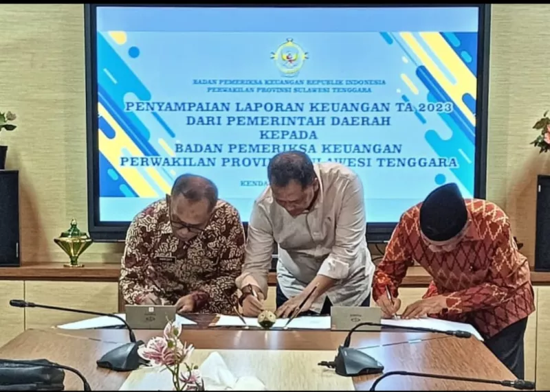Sekda Butur Serahkan LKPD Tahun 2023 kepada BPK