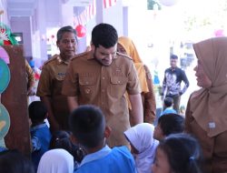 Bupati Alvin Supervisi TK dan SD di Ibukota Pasarwajo